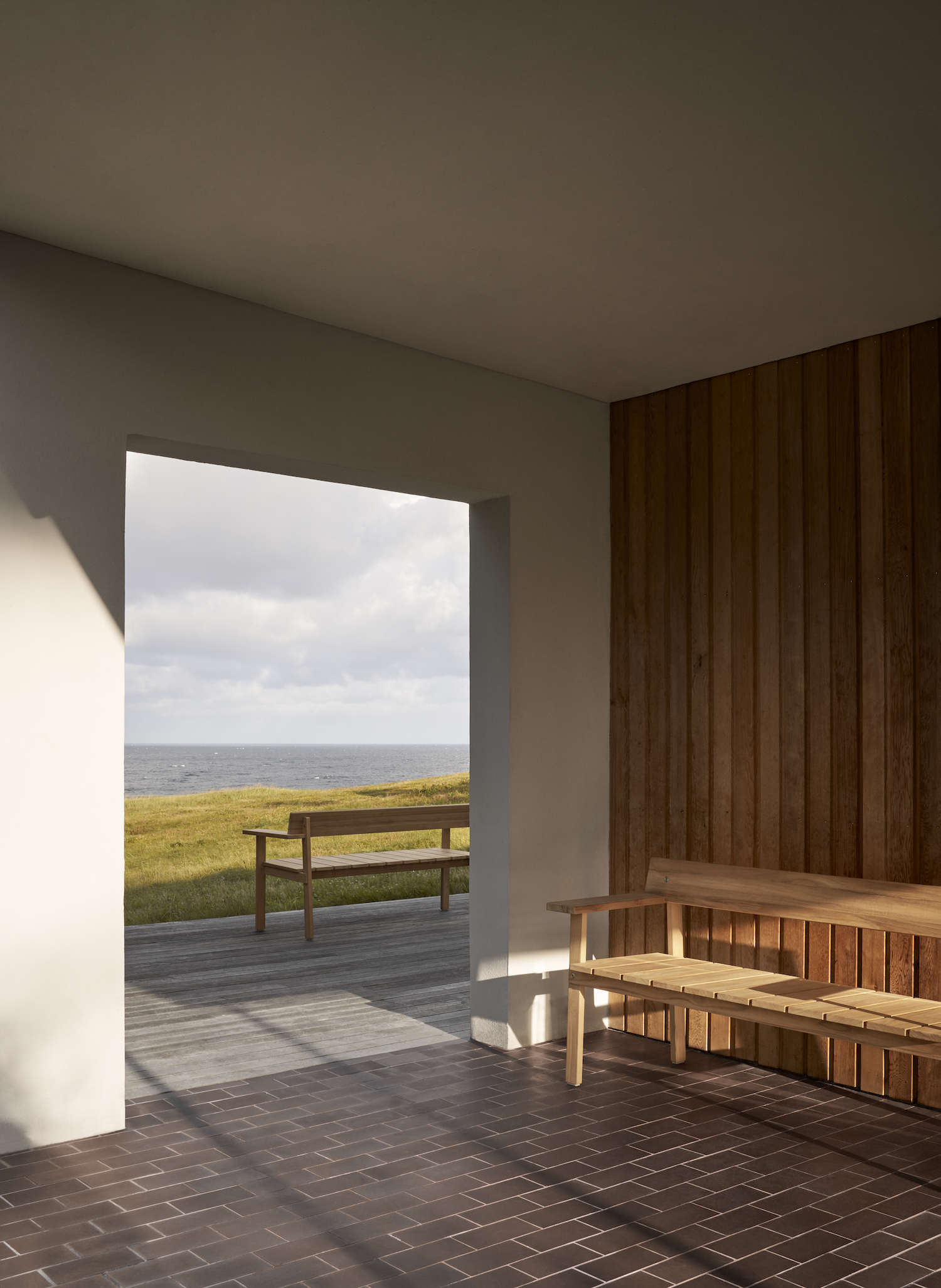 Carl Hansen & Søn – Nouveau banc extérieur bois Timbur