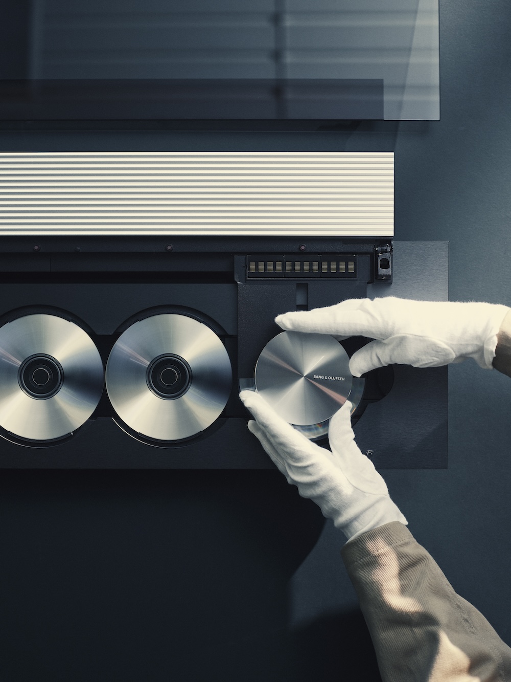 Bang & Olufsen